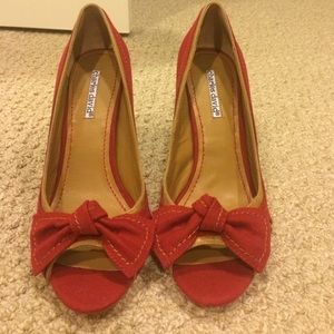 Charles David red bow heels