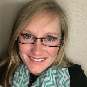 Meet your Posher, Chelsey