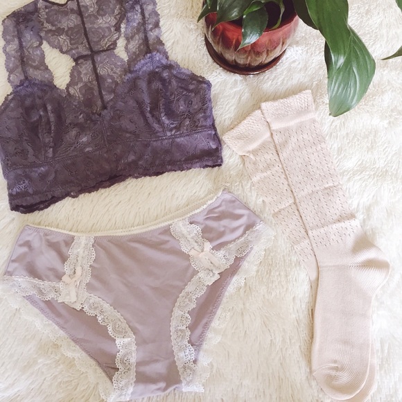 Sweetheart Racerback Bralette - Picture 1 of 2