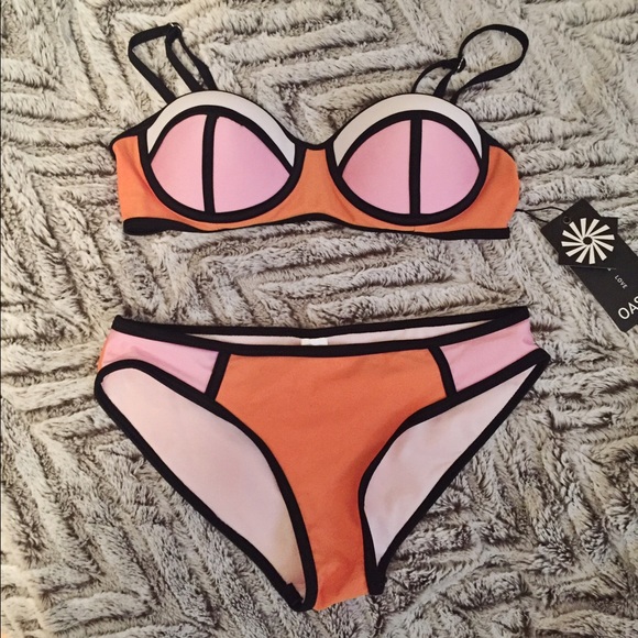 Triangl Bikini