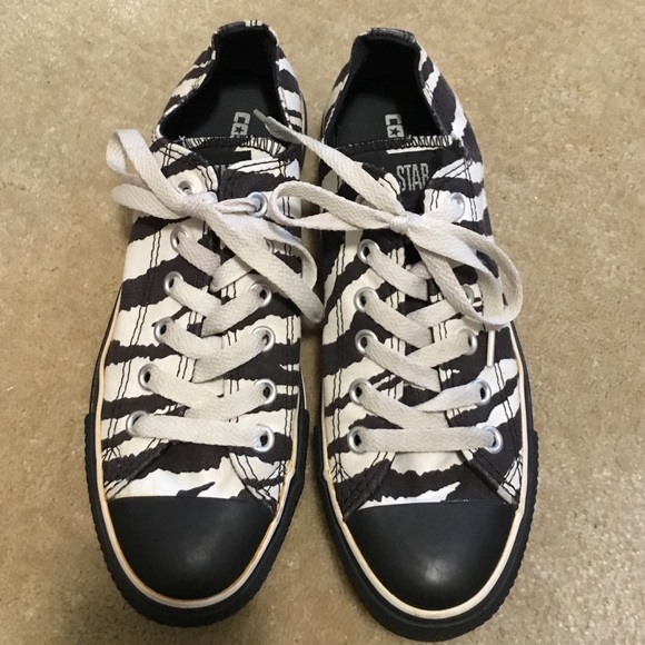 Converse Shoes - ALL STAR CONVERSE!!