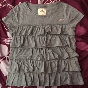 Hollister gray ruffled t-shirt