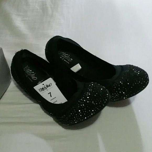 Sparkly black flats