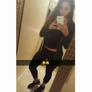 Meet your Posher, Nicole