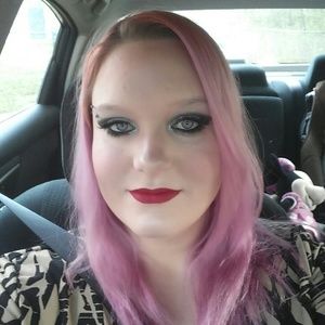 Meet your Posher, Elisha