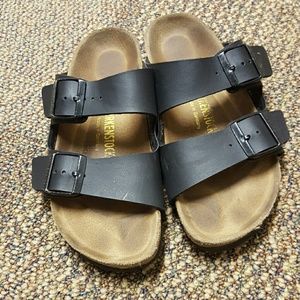 Authentic Birkenstocks size 38 (US 7.5-8)