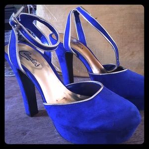 NWOT Candies heels