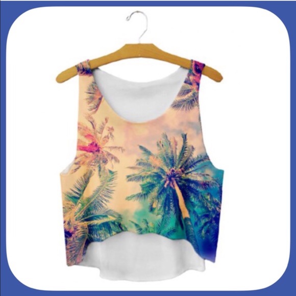 Boutique Tops - NWT Adorable Yellow Sassy Tropical Crop Tank Top