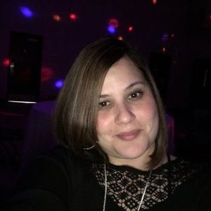 Meet your Posher, Hilda