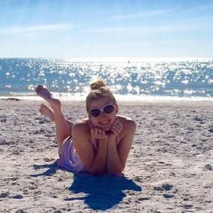 Meet your Posher, Leah