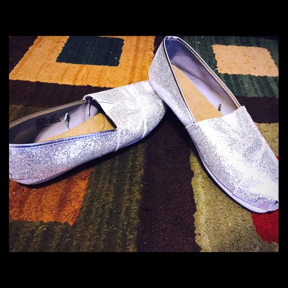 Womens size 10 glitter shoes