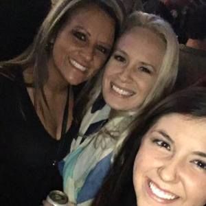 Meet your Posher, Adrien