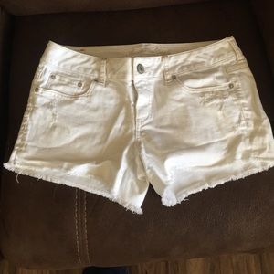 White frayed shorts