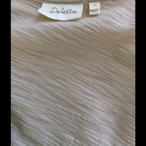 Cream tee with Ruffles - Picture 3 of 3