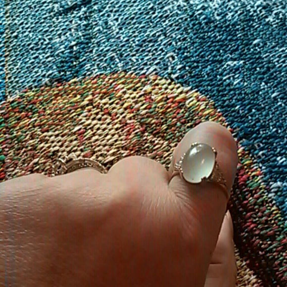 14kt aquamarine and diamond ring