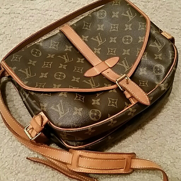 โSOLD๐ - Picture 2 of 4