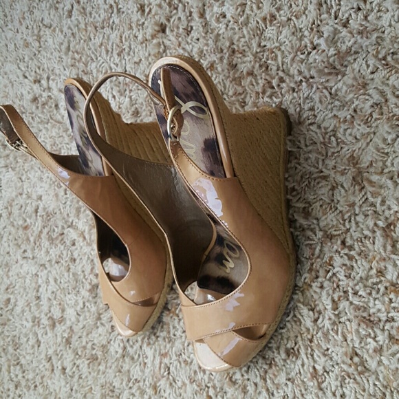 Shoes - Picture 2 of 3
