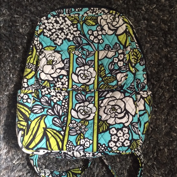 Vera Bradley Backpack - Picture 1 of 3