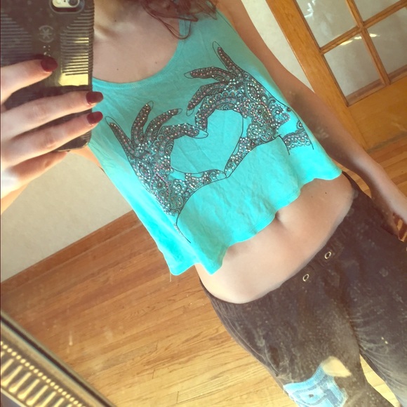 A loose crop top