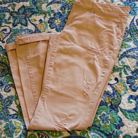 Cute crop almost Jegging style pants