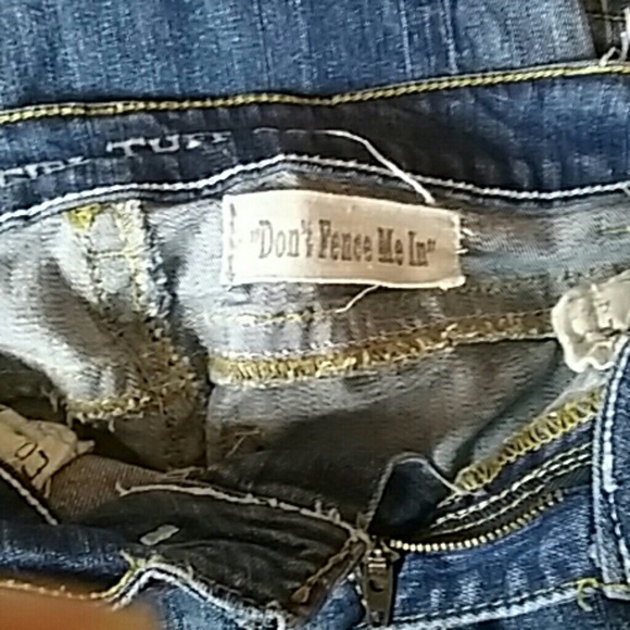 Cowgirl tuff don't fence me in jeans