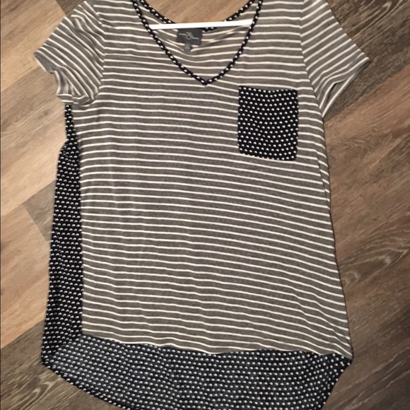 Navy and white dot stripe top