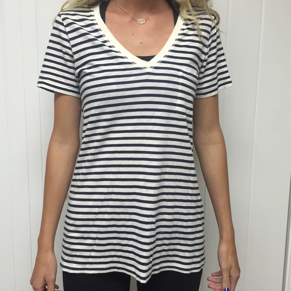 Blue and white stiped pocket vneck