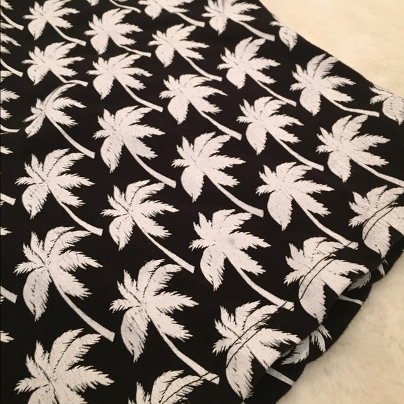 🌴Brandy Palm Tree Sachi & FREE MATCHING STICKER🌴 - Picture 4 of 4