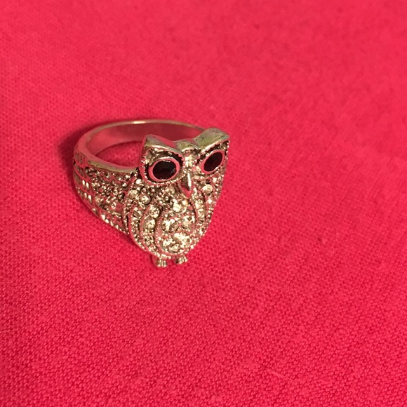 Owl Ring - Picture 2 of 2