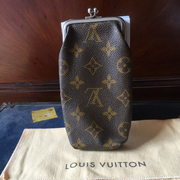 Louis Vuitton SOLD ON another Site🎉🎉 YAY - Picture 3 of 4