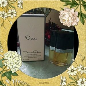 OSCAR DE LA RENTA PARFUM  -  NEW!