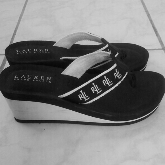 Light and Chic Ralph Lauren Wedge Sandals