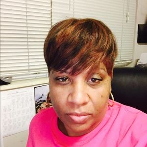 Meet your Posher, Pamela
