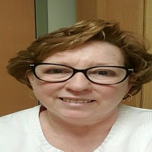 Meet your Posher, Debbie