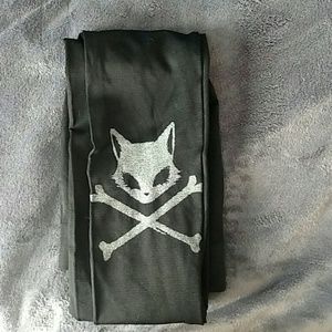 Cat skull and cross bones leggings