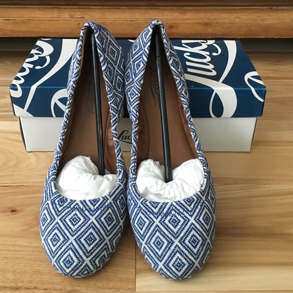Lucky brand slip on shoes