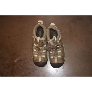 Keen Hiking Shoes