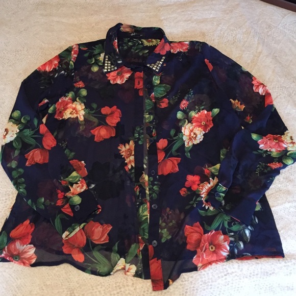 Forever 21 Tops - 3 for $20 Forever 21 blouse
