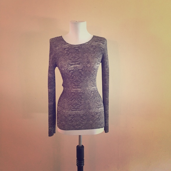 Long sleeve Wonder Tee