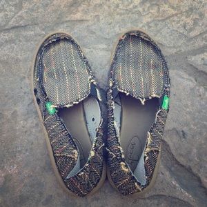 Sanuk slip on shoes