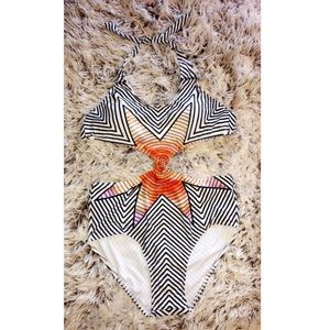 👙Brand New Monokini