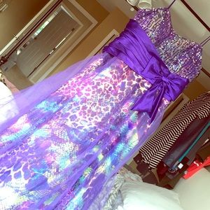 Beautiful prom dress!