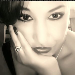 Meet your Posher, Angelique