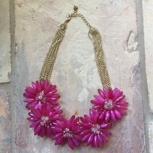 STATEMENT Piece Necklace