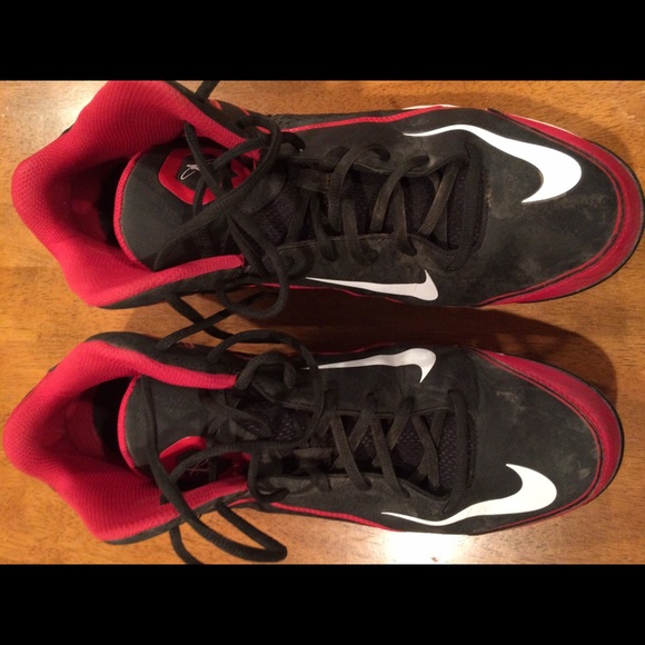 Men's baseball cleats