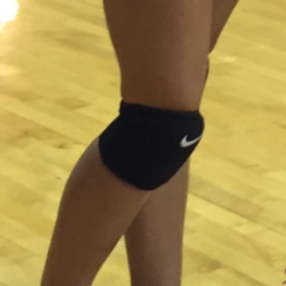 Nike knee pads