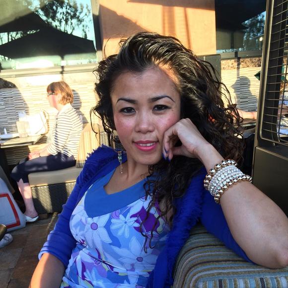 Meet your Posher, Vivian - Picture 1 of 1