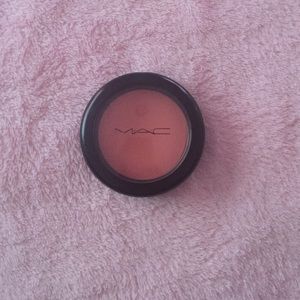 Mac peaches blush