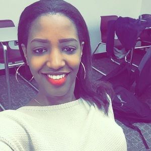 Meet your Posher, Stella