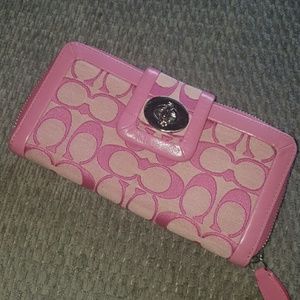 Coach wallet